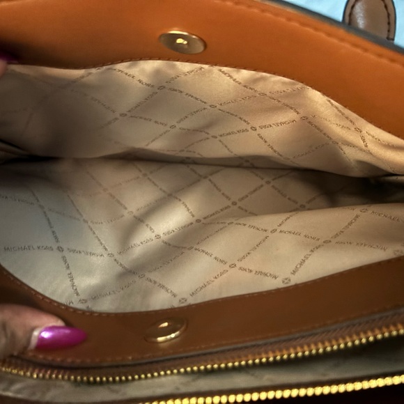 Michael Kors Hope Large Satchel with Tags - Picture 2 of 10